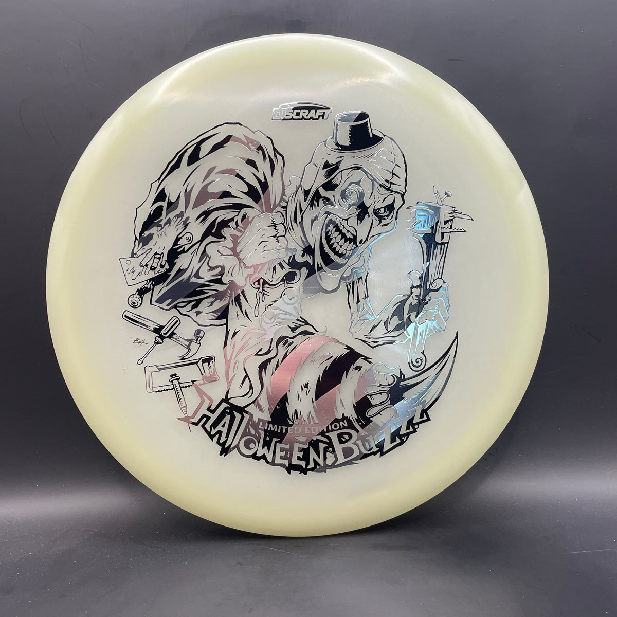 Discraft Buzzz - 2025 Halloween Mega Glo