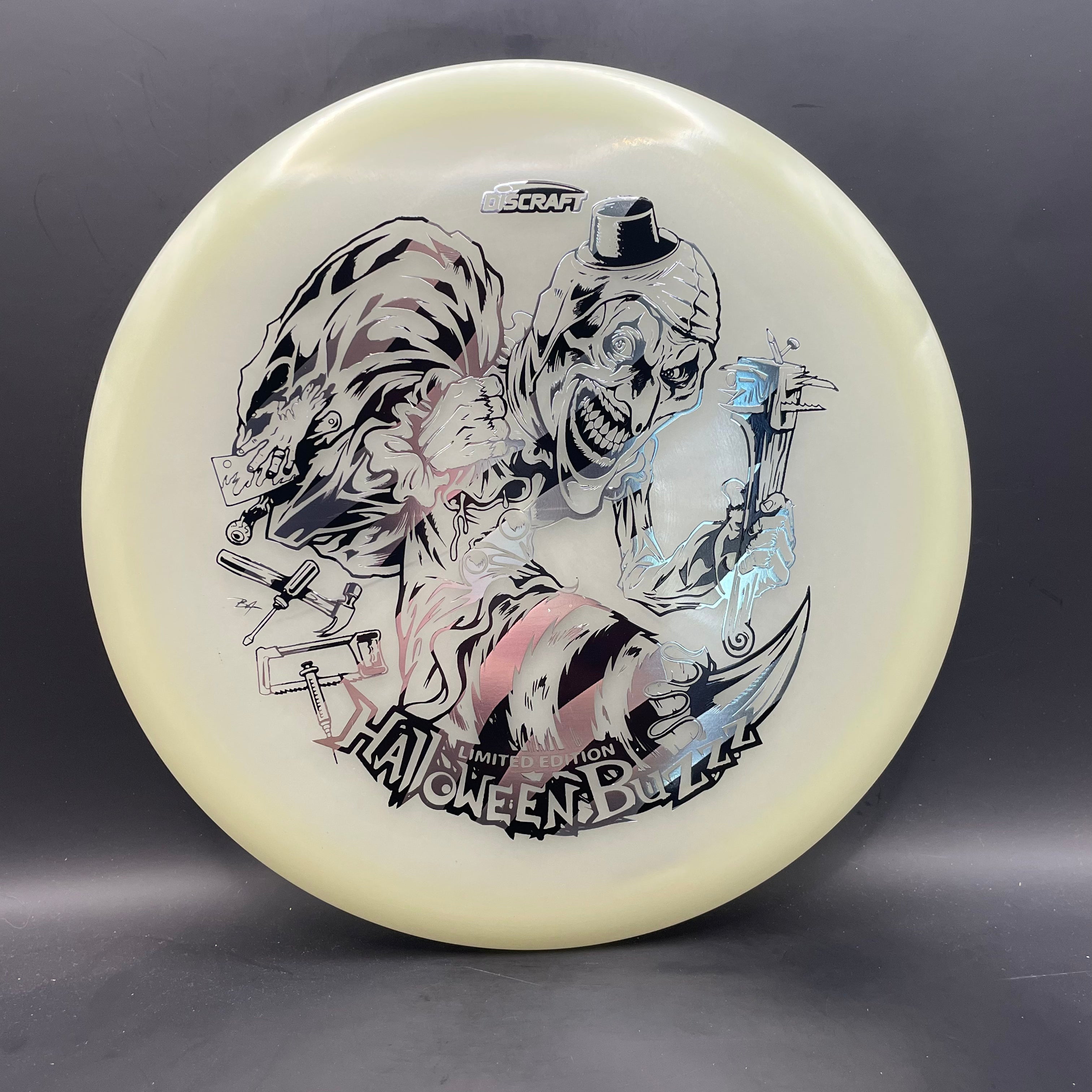 Discraft Buzzz - 2025 Halloween Mega Glo